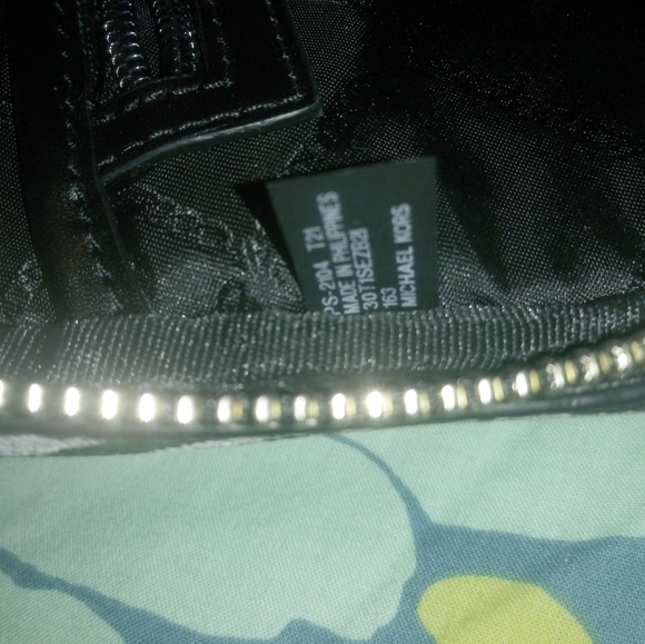 Michael Kors Rhea Zip Medium Backpack - Picture 15 of 16